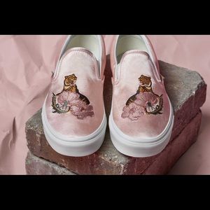 SOLD!!! LIMITED slip-on vans